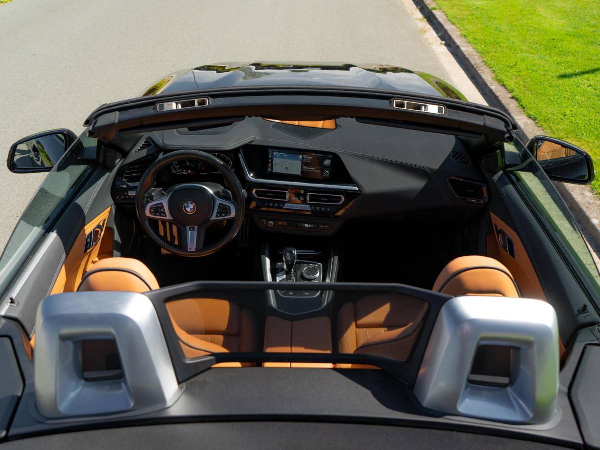 BMW Z4 BMW Z4 Roadster sDrive30i High Executive|M-pakket|Camera|Stuurverw.|Stoelverw.|Memory|Keyless|Dodehoek assis.|