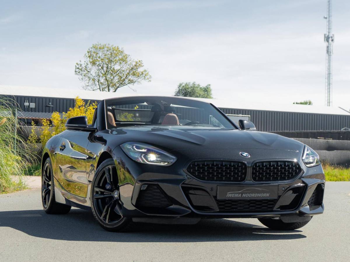 BMW Z4 BMW Z4 Roadster sDrive30i High Executive|M-pakket|Camera|Stuurverw.|Stoelverw.|Memory|Keyless|Dodehoek assis.|