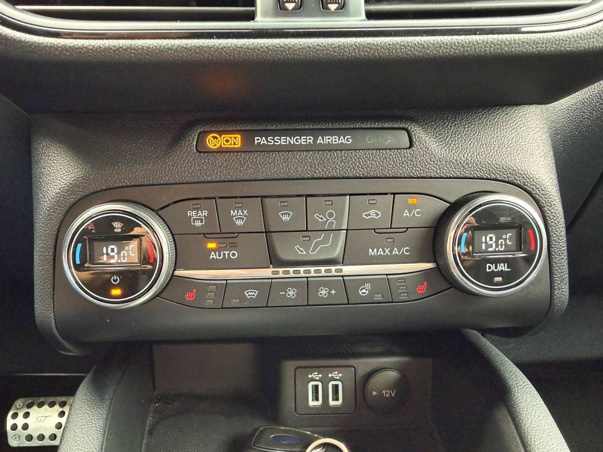 Ford Kuga Ford Kuga 2.5 PHEV ST-Line X Afneembare trekhaak,Acc.Apple Carp,Blis,B&O,Camera V+A,Navi,Winterpack,Elektrische achterklep,NL auto