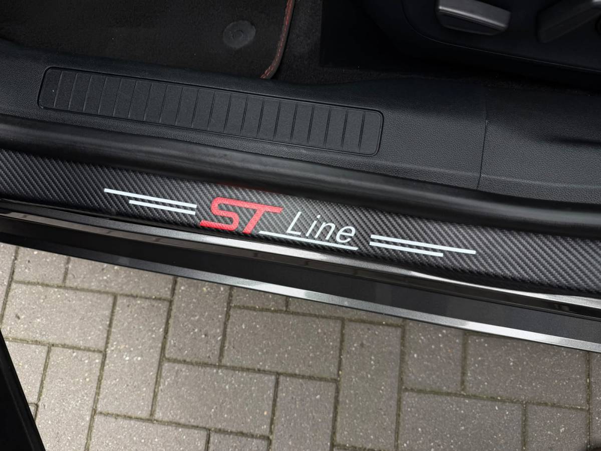 Ford Kuga Ford Kuga 2.5 PHEV ST-Line X Afneembare trekhaak,Acc.Apple Carp,Blis,B&O,Camera V+A,Navi,Winterpack,Elektrische achterklep,NL auto
