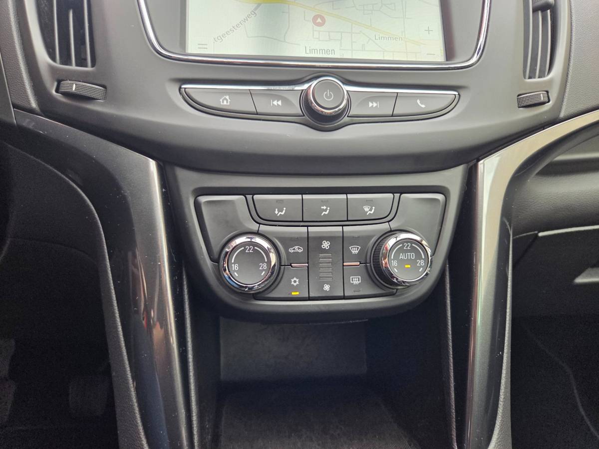 Opel Zafira Opel Zafira 1.4 Turbo Online Edition Trekhaak/ Navigatie/ Parkeersensoren voor + achter/ Cruise control/ Rijklaarprijs!
