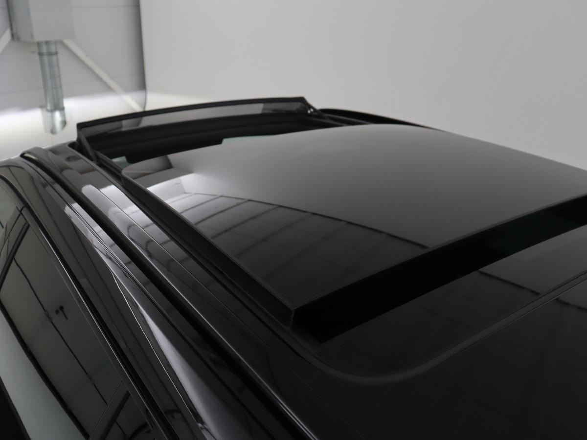 Škoda Octavia Skoda Octavia Combi 1.4 TSI RS iV PHEV Business | SOH 87,5% | Panoramadak | Adaptive cruise | Stuur/stoelverwarming | Carplay | Sfeerverlichting | Climate control | Camera | Park assist | Eletrische achterklep