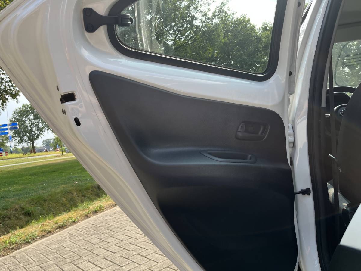 Toyota Aygo Toyota Aygo X 1.0 VVT-i MT | ADAPT. CRUISE | AIRCO | CARPLAY | LANE ASSIST