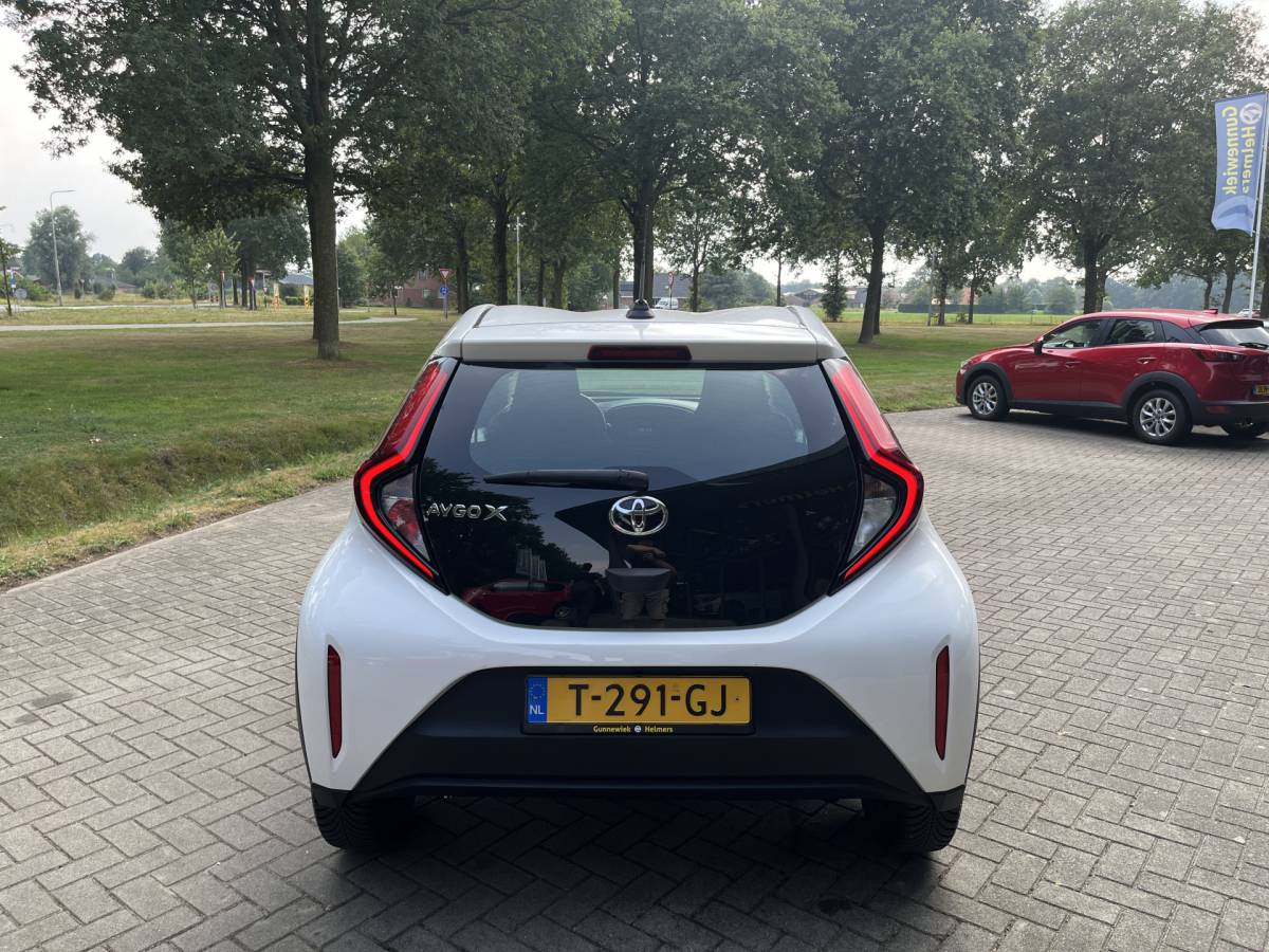 Toyota Aygo Toyota Aygo X 1.0 VVT-i MT | ADAPT. CRUISE | AIRCO | CARPLAY | LANE ASSIST