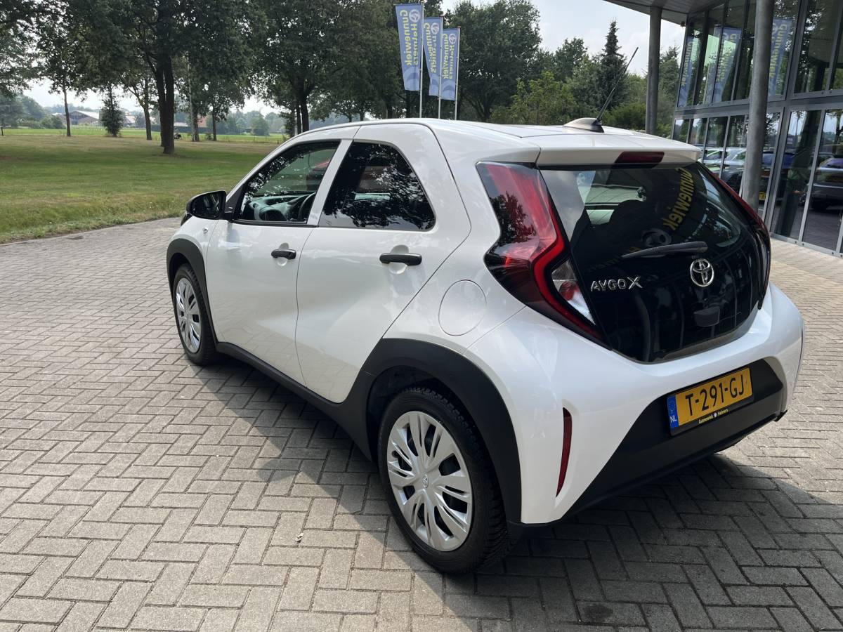Toyota Aygo Toyota Aygo X 1.0 VVT-i MT | ADAPT. CRUISE | AIRCO | CARPLAY | LANE ASSIST