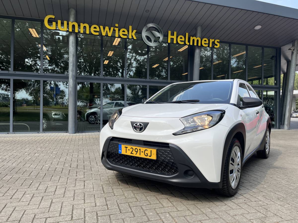 Toyota Aygo Toyota Aygo X 1.0 VVT-i MT | ADAPT. CRUISE | AIRCO | CARPLAY | LANE ASSIST