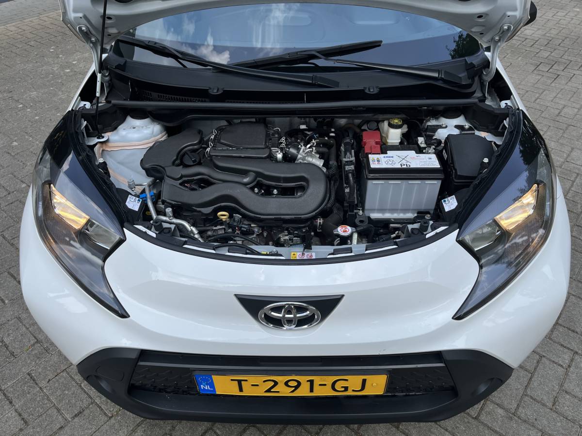 Toyota Aygo Toyota Aygo X 1.0 VVT-i MT | ADAPT. CRUISE | AIRCO | CARPLAY | LANE ASSIST