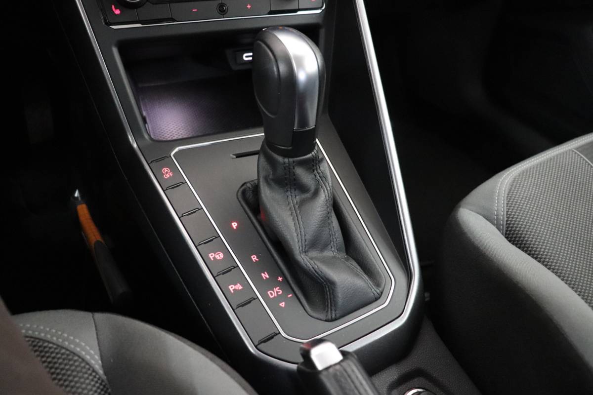 Volkswagen Polo Volkswagen Polo 1.0 TSI Highline Automaat. Trekhaak, navigatie, Full-led.