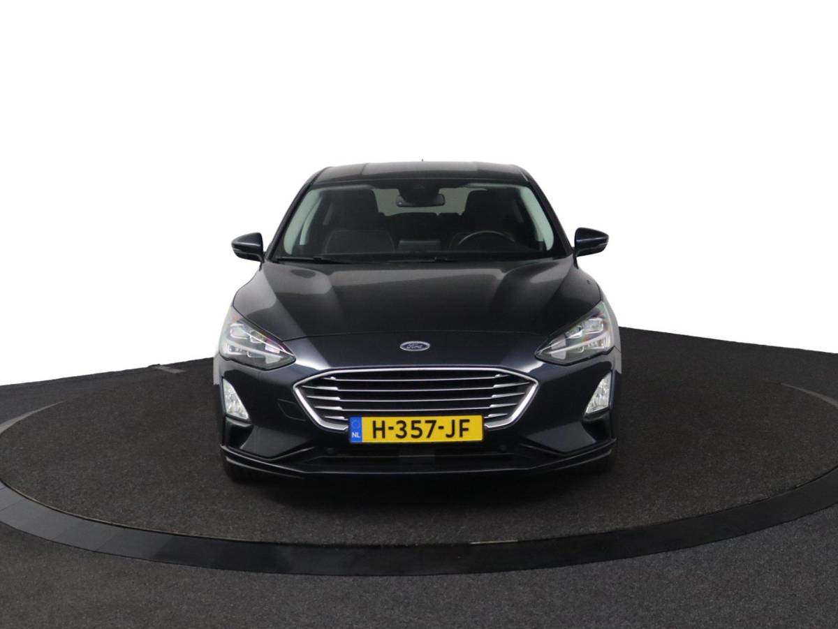 Ford Focus Ford Focus 1.0 EcoBoost Titanium Business |NAP|Automaat|Winterpack
