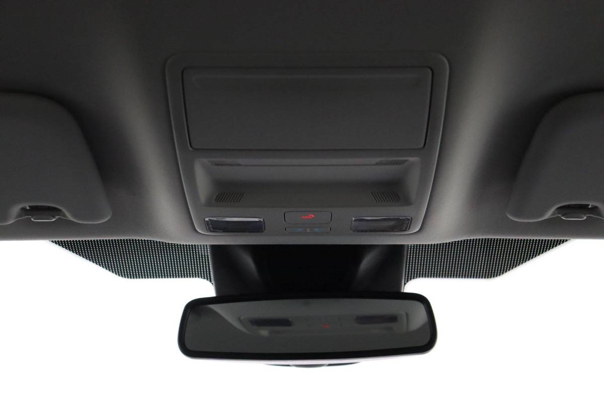 Ford Focus Ford Focus 1.0 EcoBoost Titanium Business |NAP|Automaat|Winterpack