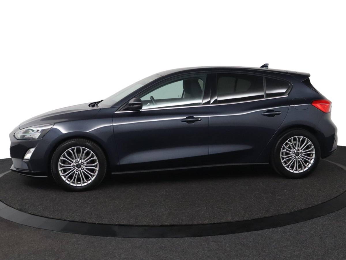 Ford Focus Ford Focus 1.0 EcoBoost Titanium Business |NAP|Automaat|Winterpack