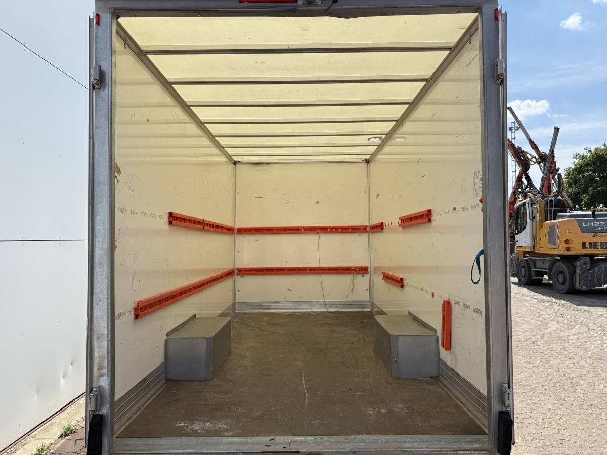 Renault Master Renault Master Plancher T35 2.3 DCi 145pk Lowliner Bakwagen Airco Cruise Control Camera Meubelbak Foodtruck
