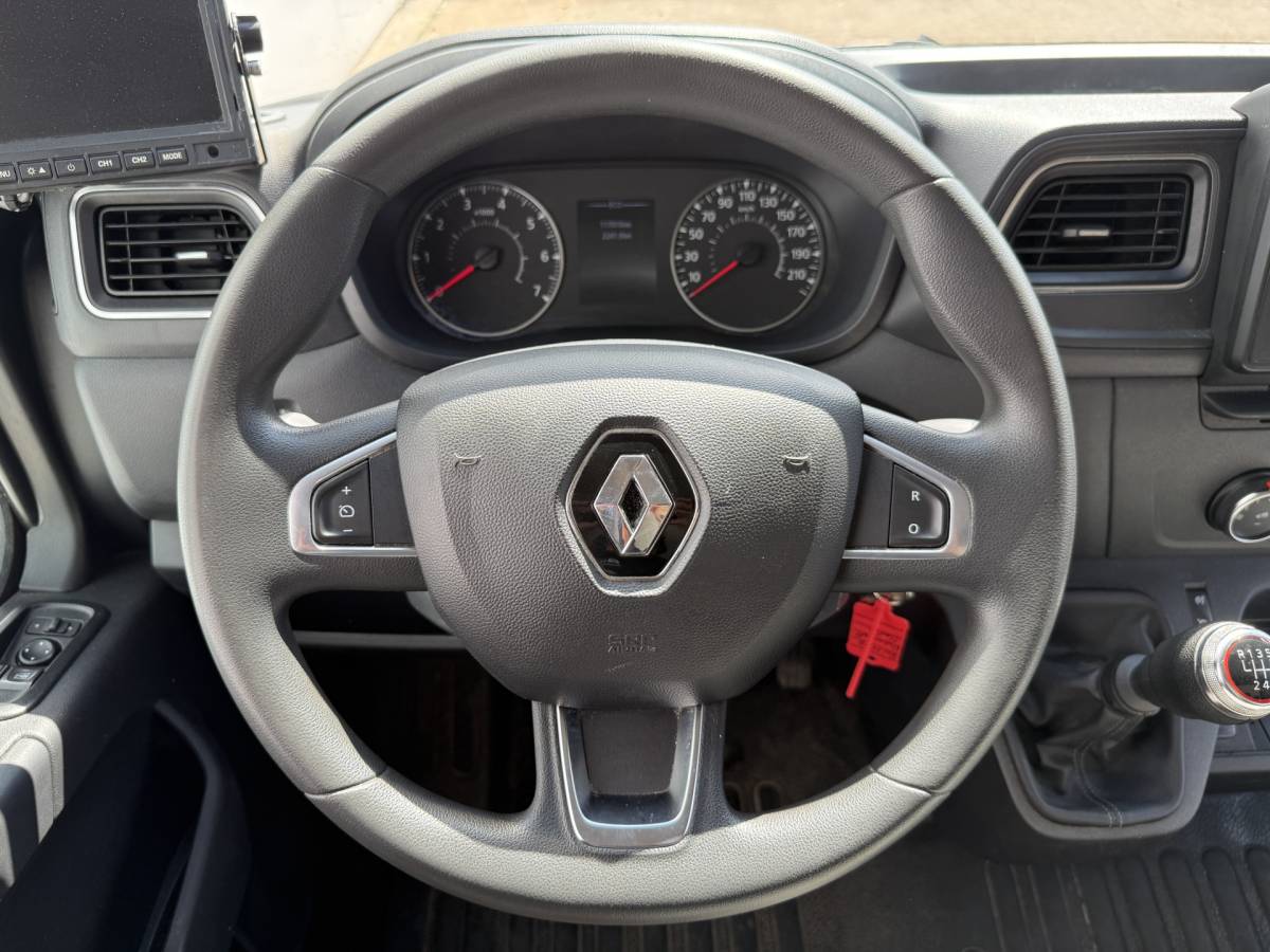 Renault Master Renault Master Plancher T35 2.3 DCi 145pk Lowliner Bakwagen Airco Cruise Control Camera Meubelbak Foodtruck