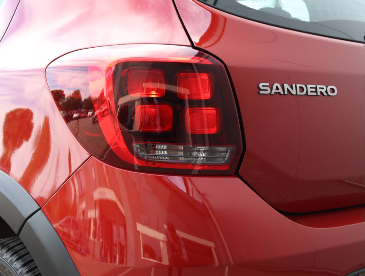 Dacia Sandero Stepway Dacia Sandero 1.0 SCe Stepway | BOVAG-garantie | Trekhaak | Airco