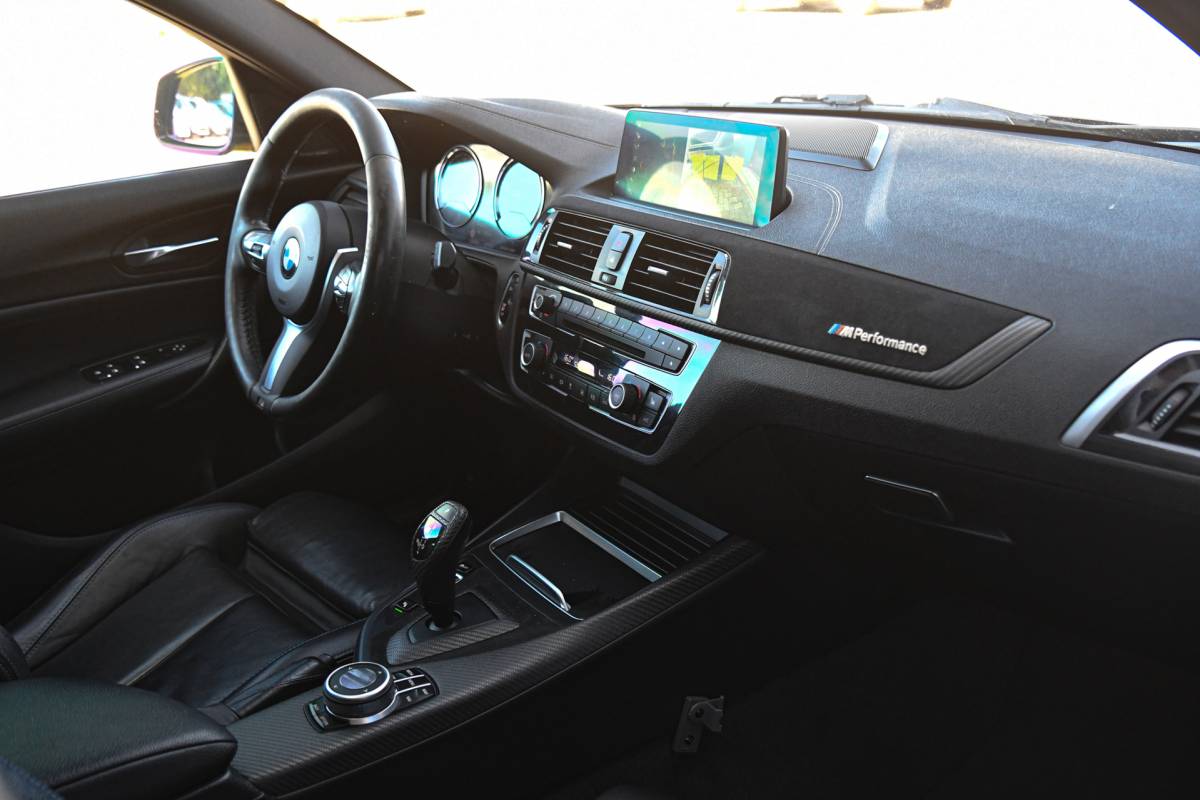 BMW 1 Serie BMW 1-serie M140i High Executive, LCI2, Pano, Carbon, H.Kardon, Camera, Leder!