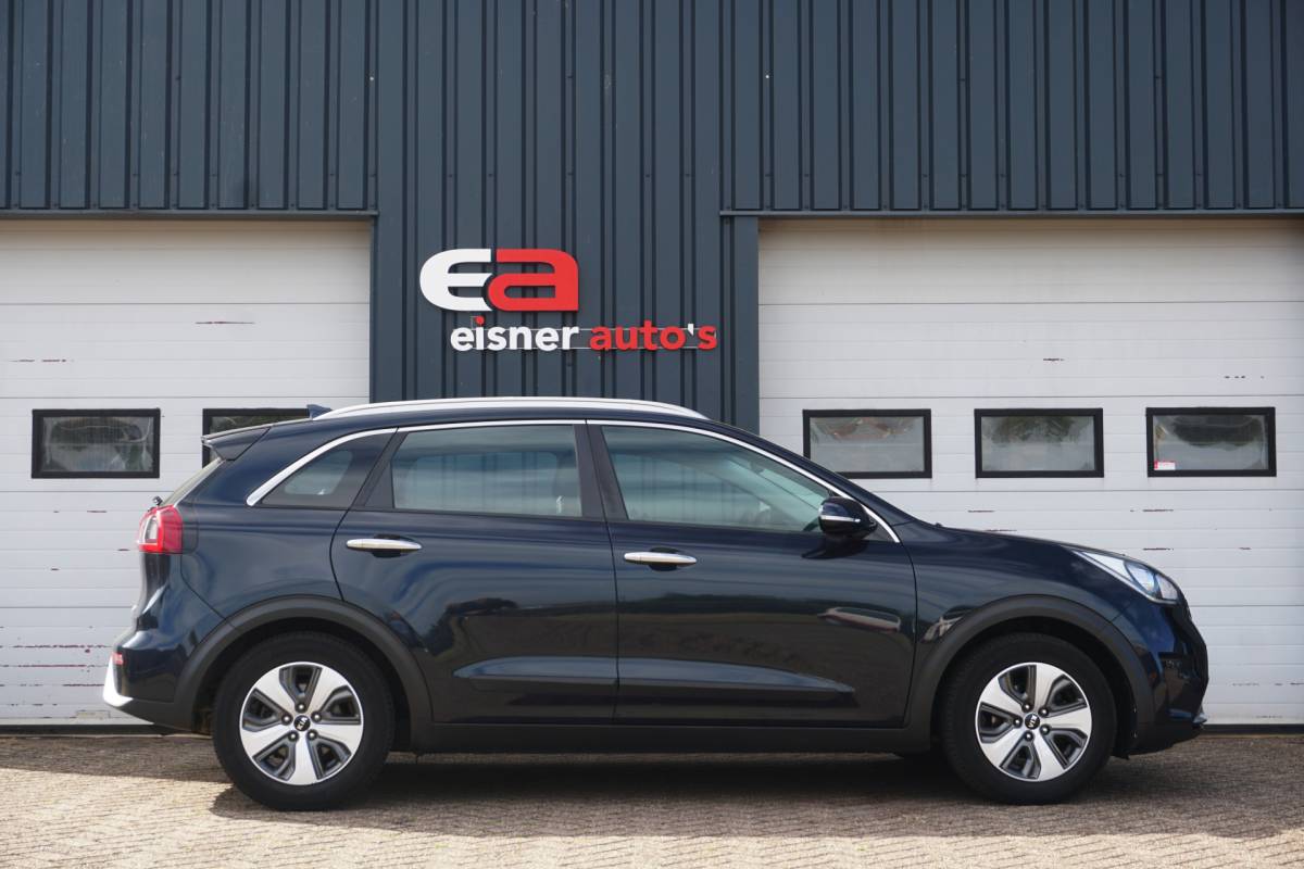 Kia Niro Kia Niro 1.6 GDi Hybrid DynamicLine | TREKHAAK | DEALERONDERHOUDEN | CAMERA |