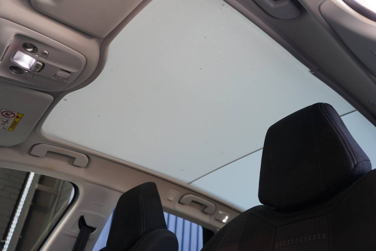 Peugeot 308 Peugeot 308 1.2 PureTech GT-line | ACHTERUITRIJC. | CRUISE | AIRCO | PANODAK | PDC | NAVI | APK