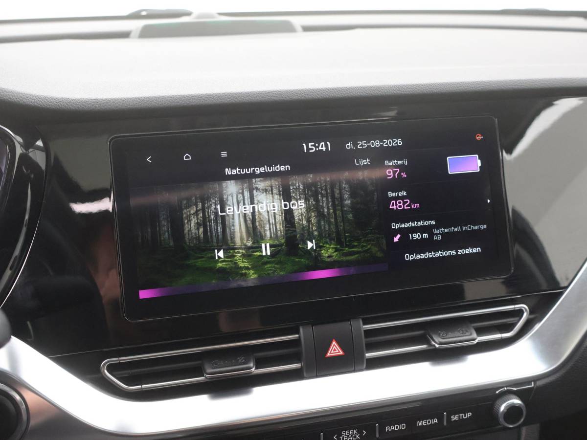 Kia e-Niro Kia e-Niro DynamicPlusLine 64 kWh TREKH|SCHUIFDAK|SOH96.1|STOELVERW|ACC|CAMERA|LED|ORG.NL