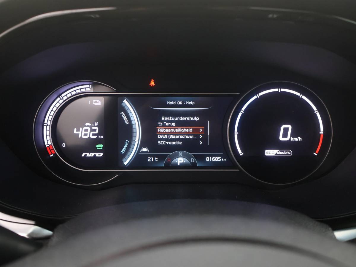 Kia e-Niro Kia e-Niro DynamicPlusLine 64 kWh TREKH|SCHUIFDAK|SOH96.1|STOELVERW|ACC|CAMERA|LED|ORG.NL
