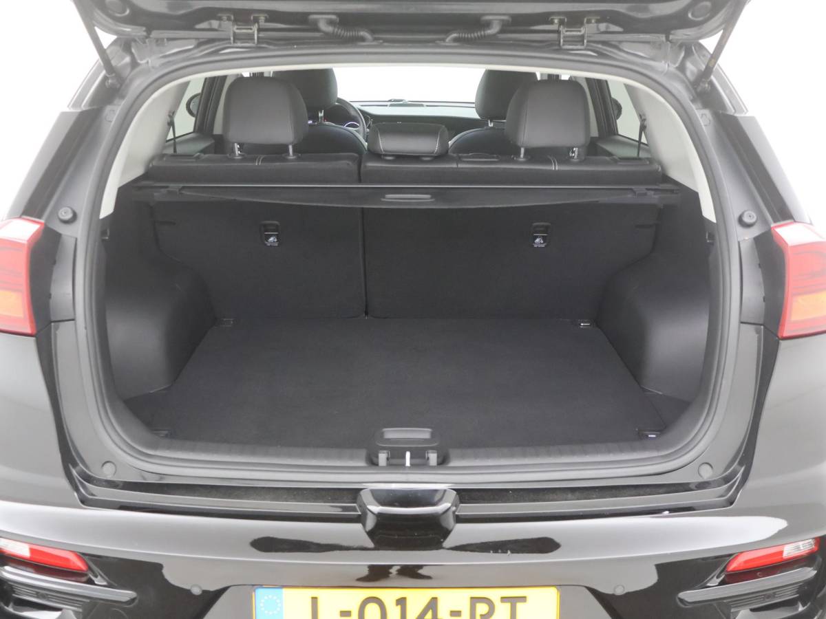 Kia e-Niro Kia e-Niro DynamicPlusLine 64 kWh TREKH|SCHUIFDAK|SOH96.1|STOELVERW|ACC|CAMERA|LED|ORG.NL
