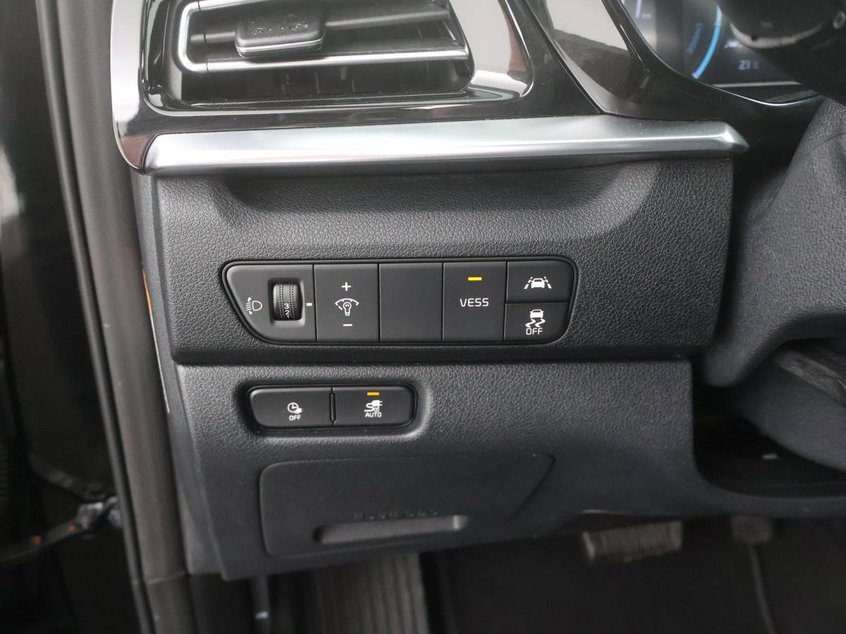 Kia e-Niro Kia e-Niro DynamicPlusLine 64 kWh TREKH|SCHUIFDAK|SOH96.1|STOELVERW|ACC|CAMERA|LED|ORG.NL