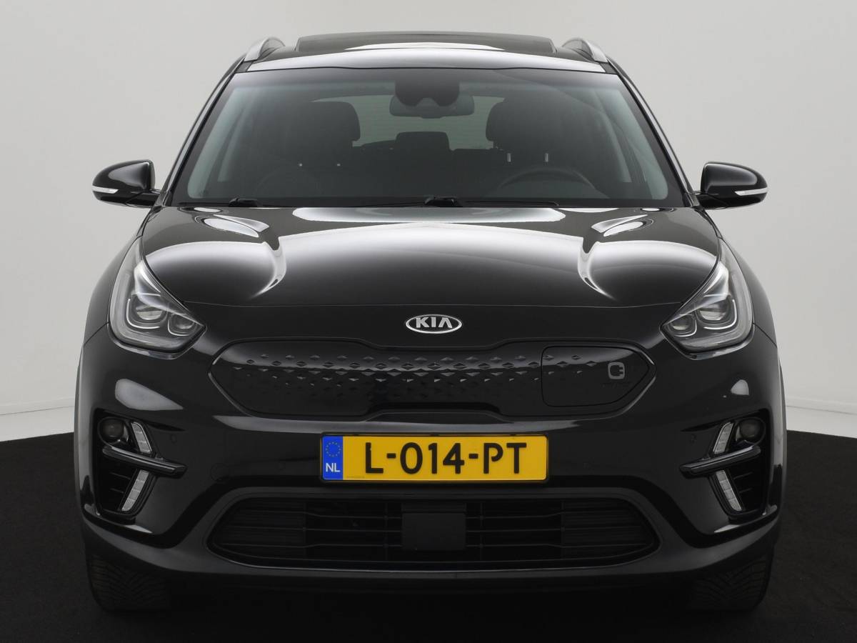 Kia e-Niro Kia e-Niro DynamicPlusLine 64 kWh TREKH|SCHUIFDAK|SOH96.1|STOELVERW|ACC|CAMERA|LED|ORG.NL