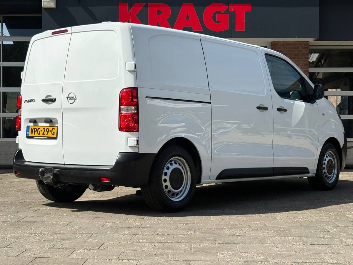 Opel Vivaro Opel Vivaro 2.0 CDTI L2H1 Edition|144PK|airco|cruise|apple carplay|trekhaak|parkeersensoren achter|EURO6|DAB+|elektrisch pakket