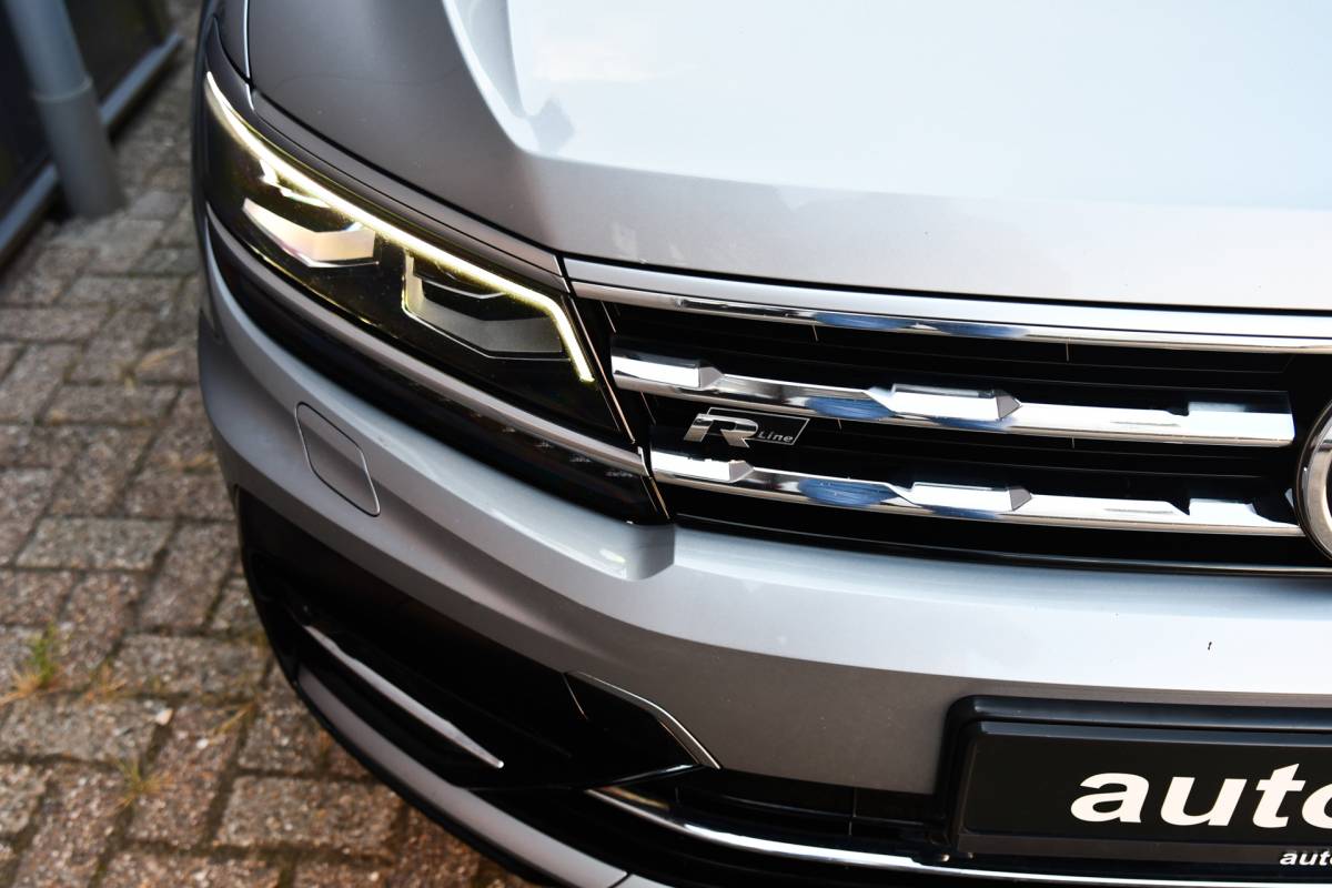 Volkswagen Tiguan Allspace Volkswagen Tiguan Allspace 1.5 TSI R-Line, 7 persoons, Pano, Massage, Dynaudio, ACC, Camera, Dodehoek, Virtual, Trekhaak!
