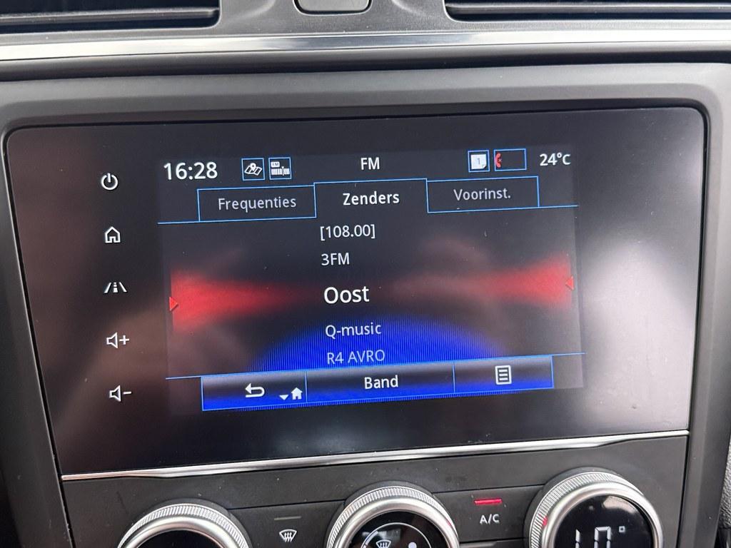 Renault Kadjar Renault Kadjar 1.3 TCe 140pk Intens Trekhaak/Ecc/Nav/Stoelverw / 1500kg trekgewicht