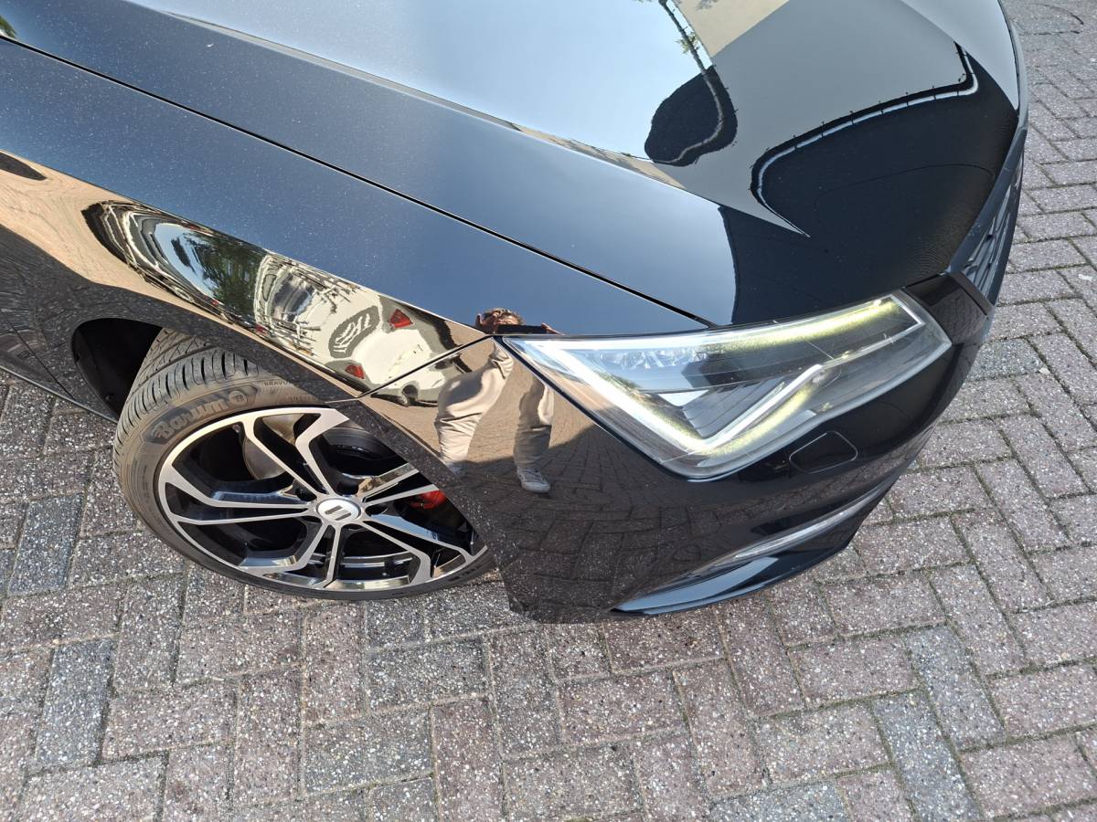 SEAT Leon SEAT Leon ST 1.5 TSI FR 150pk Carplay Camera Stoelverw. Business Intense