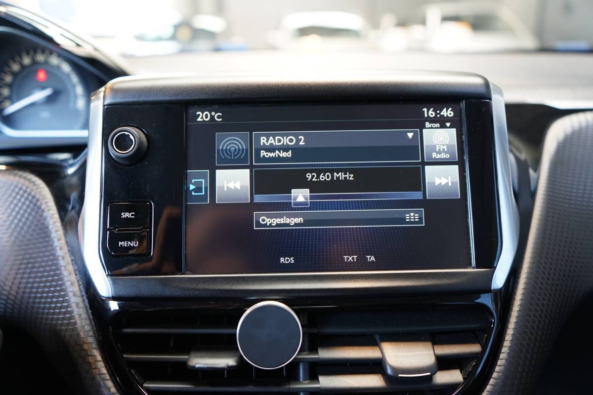 Peugeot 208 Peugeot 208 1.2 PureTech Allure | PDC | CRUISE | AIRCO | APK