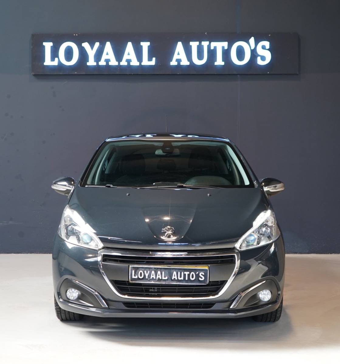 Peugeot 208 Peugeot 208 1.2 PureTech Allure | PDC | CRUISE | AIRCO | APK