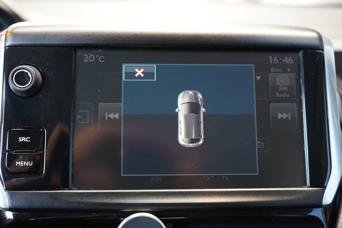 Peugeot 208 Peugeot 208 1.2 PureTech Allure | PDC | CRUISE | AIRCO | APK