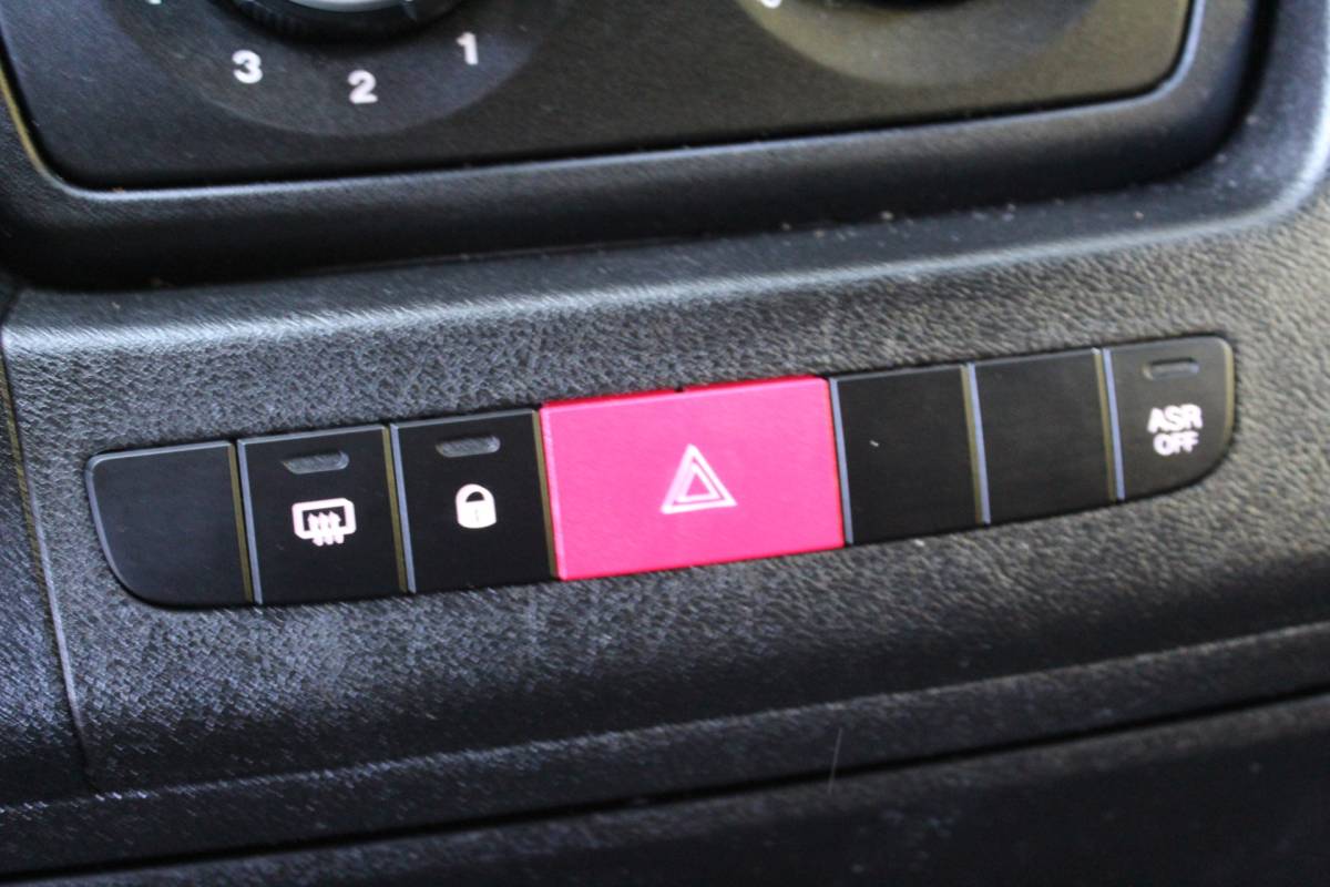 Peugeot Boxer Peugeot Boxer 330 2.2 HDI L2H1 DC Profit+ 130PK | Parkeercamera | Navigatie | Cruise Control | PDC