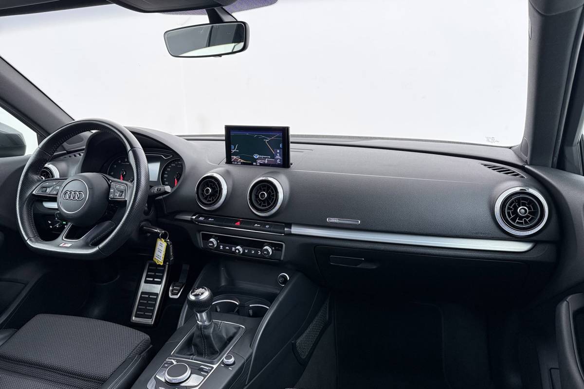 Audi A3 Audi A3 Sportback 1.5 TFSI S-Line Edition | Org NL | Facelift | LED | Sportstoelen | Climate Control |