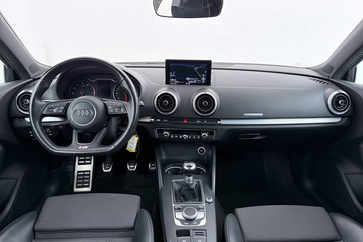Audi A3 Audi A3 Sportback 1.5 TFSI S-Line Edition | Org NL | Facelift | LED | Sportstoelen | Climate Control |