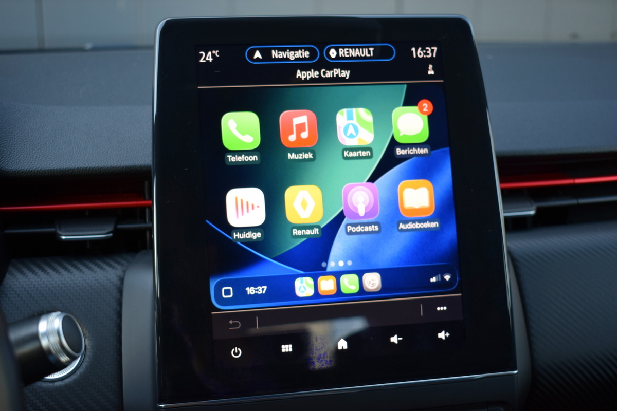 Renault Clio Renault Clio 1.0 TCE R.S. Line ECC | Carplay | RS Zetels | Keyless | Full Map Navi