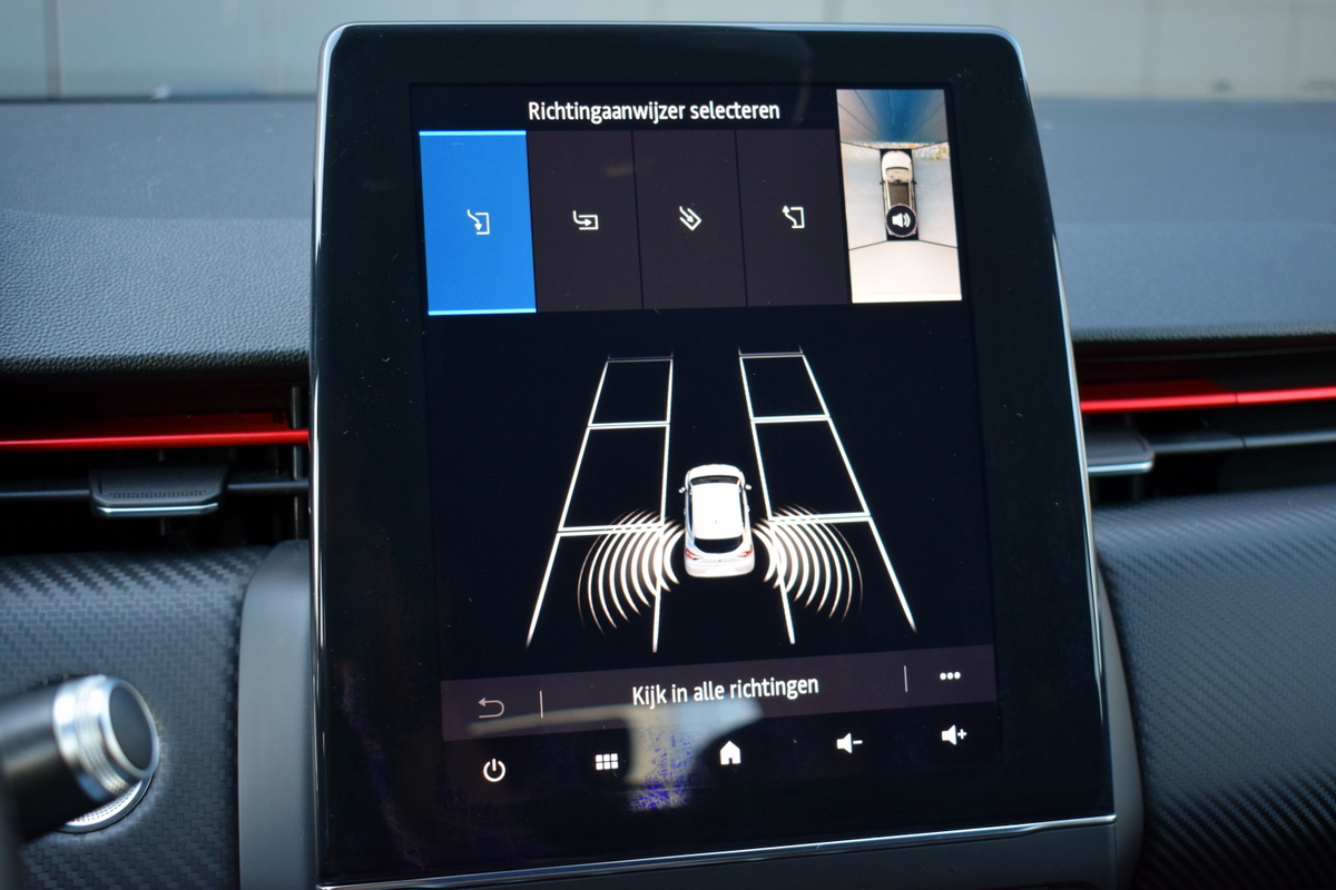 Renault Clio Renault Clio 1.0 TCE R.S. Line ECC | Carplay | RS Zetels | Keyless | Full Map Navi