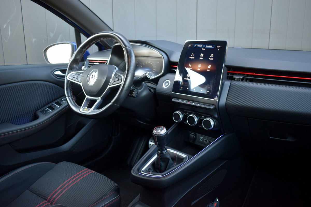 Renault Clio Renault Clio 1.0 TCE R.S. Line ECC | Carplay | RS Zetels | Keyless | Full Map Navi