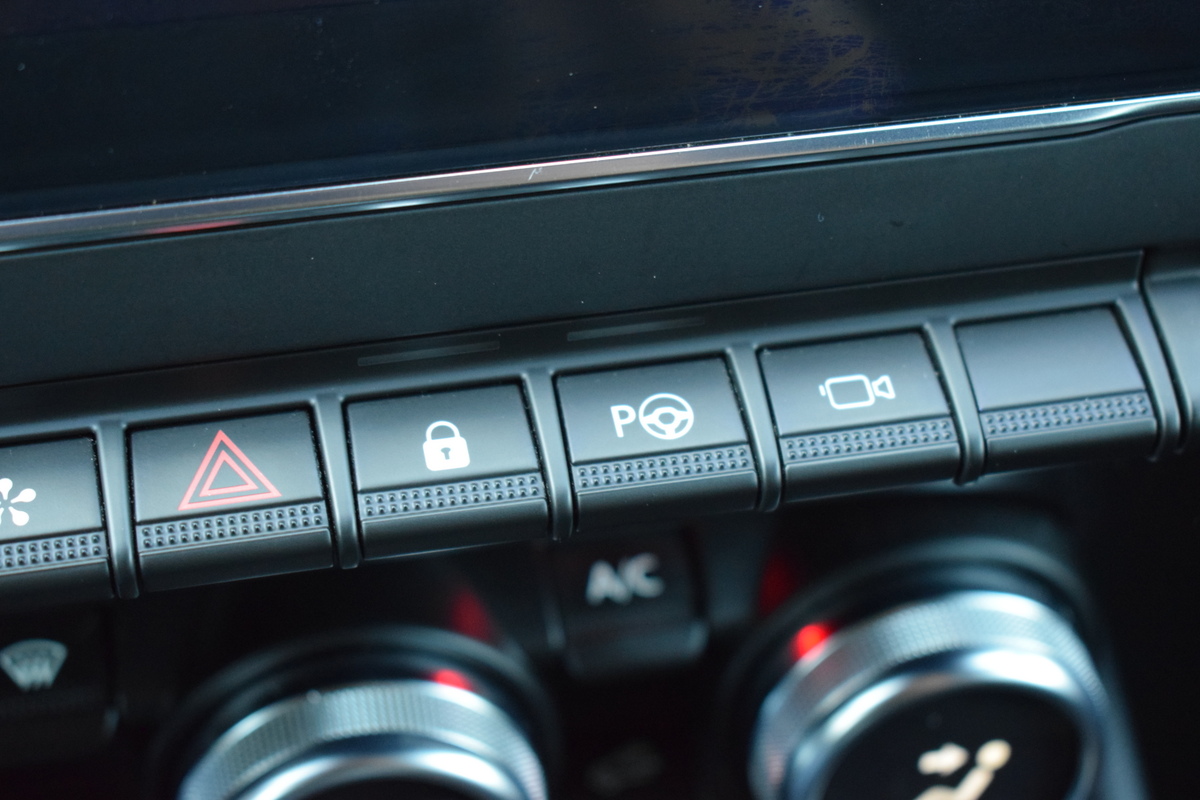 Renault Clio Renault Clio 1.0 TCE R.S. Line ECC | Carplay | RS Zetels | Keyless | Full Map Navi