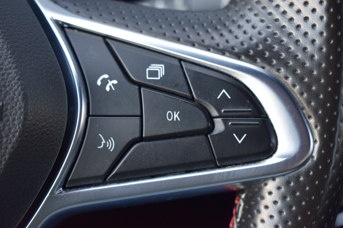 Renault Clio Renault Clio 1.0 TCE R.S. Line ECC | Carplay | RS Zetels | Keyless | Full Map Navi