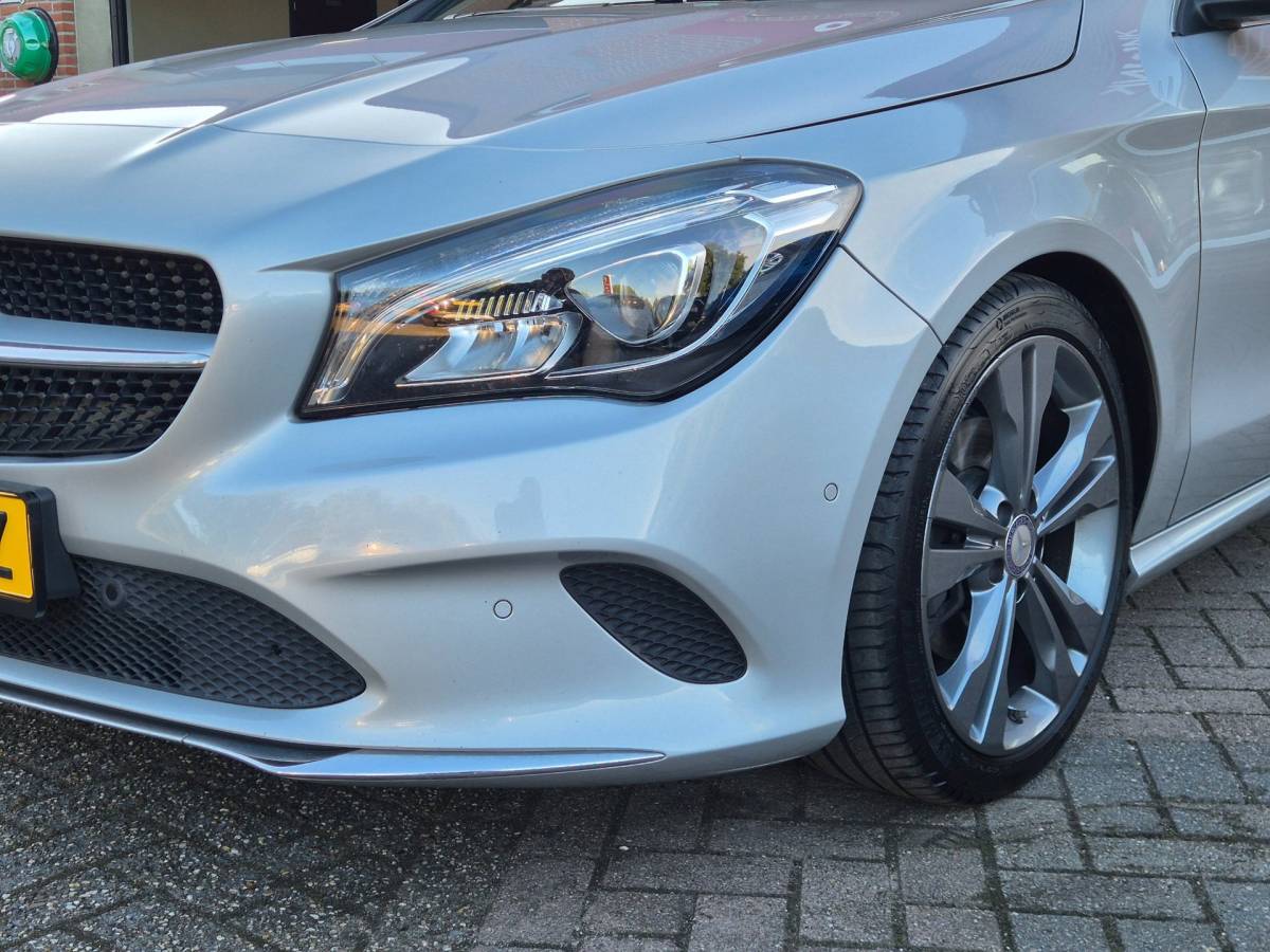 Mercedes-Benz CLA Mercedes-Benz CLA-klasse Shooting Brake 180 Business Solution 122PK 5drs AUTOMAAT airco, cruise, navi, pdc, camera, carplay