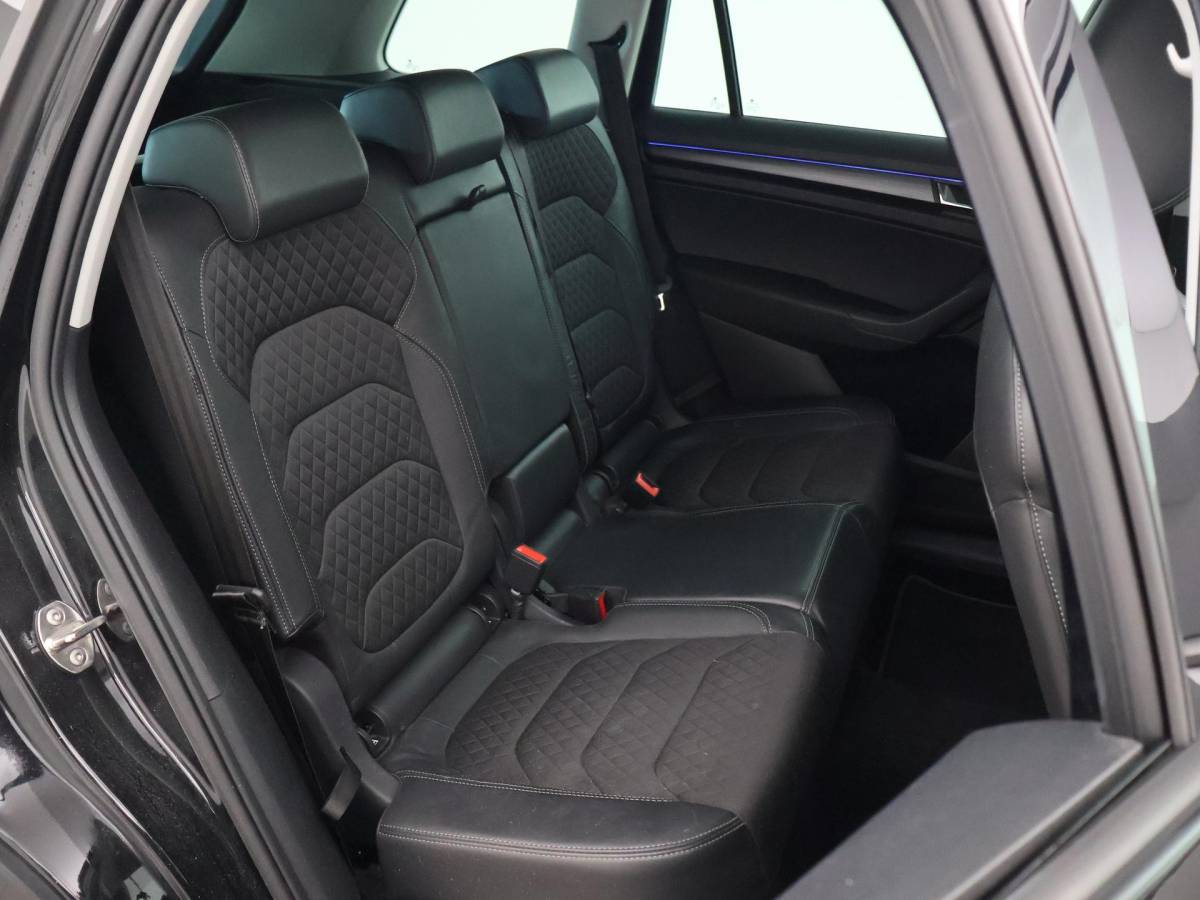 Škoda Kodiaq Skoda Kodiaq 1.5 TSI 150 PK + WEGKL. TREKHAAK 1800 KG | CARPLAY | CANTON | ADAPTIVE CRUISE | CAMERA