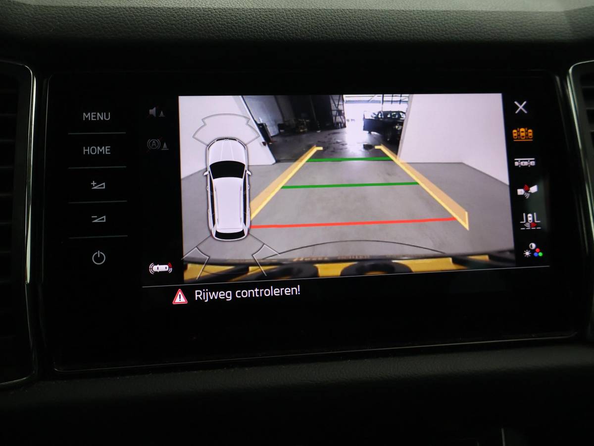 Škoda Kodiaq Skoda Kodiaq 1.5 TSI 150 PK + WEGKL. TREKHAAK 1800 KG | CARPLAY | CANTON | ADAPTIVE CRUISE | CAMERA
