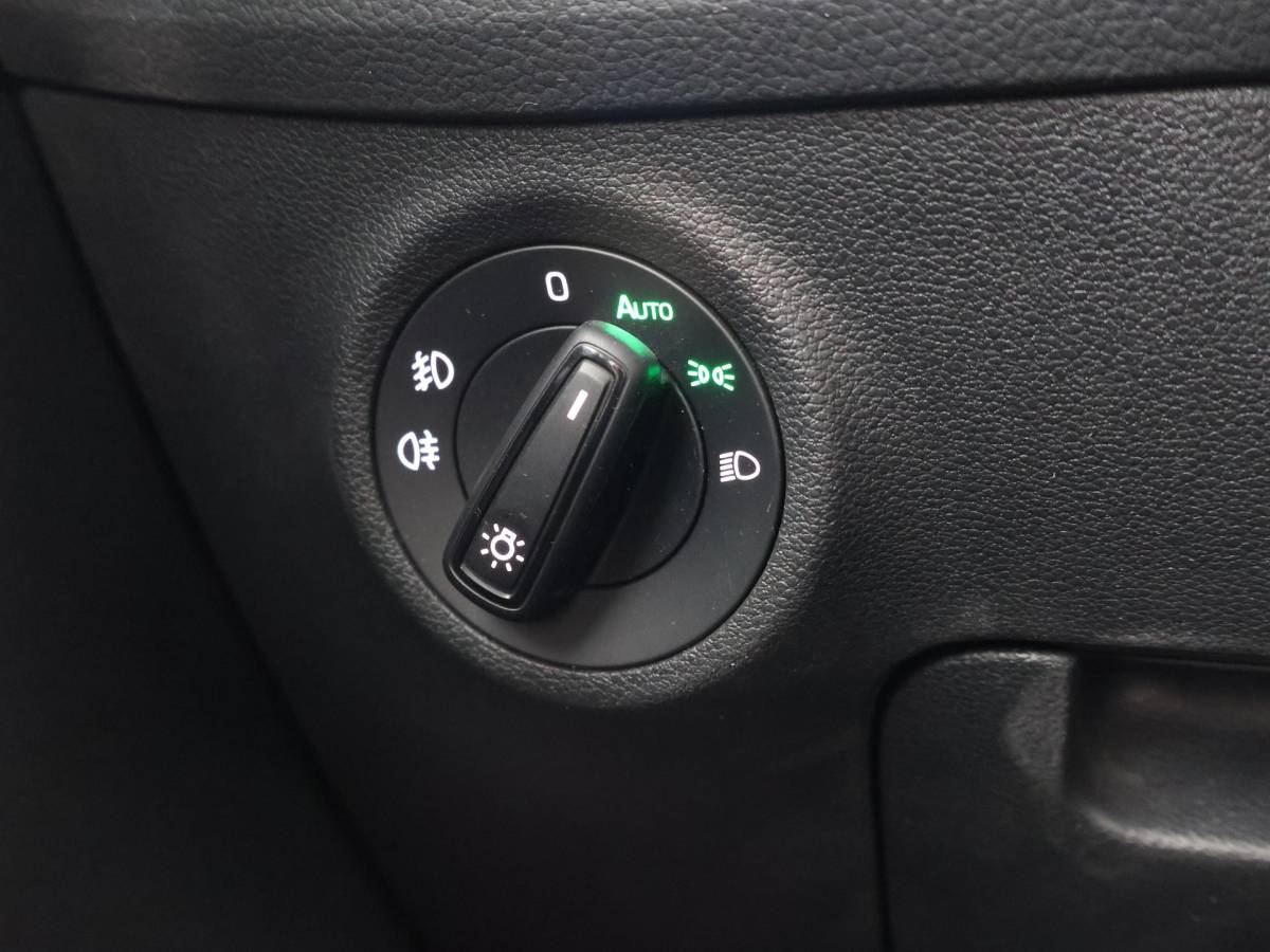 Škoda Kodiaq Skoda Kodiaq 1.5 TSI 150 PK + WEGKL. TREKHAAK 1800 KG | CARPLAY | CANTON | ADAPTIVE CRUISE | CAMERA