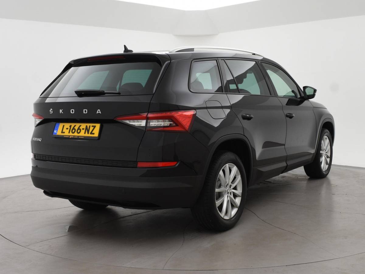Škoda Kodiaq Skoda Kodiaq 1.5 TSI 150 PK + WEGKL. TREKHAAK 1800 KG | CARPLAY | CANTON | ADAPTIVE CRUISE | CAMERA