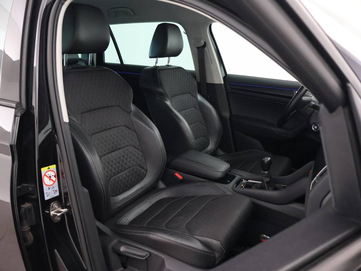 Škoda Kodiaq Skoda Kodiaq 1.5 TSI 150 PK + WEGKL. TREKHAAK 1800 KG | CARPLAY | CANTON | ADAPTIVE CRUISE | CAMERA