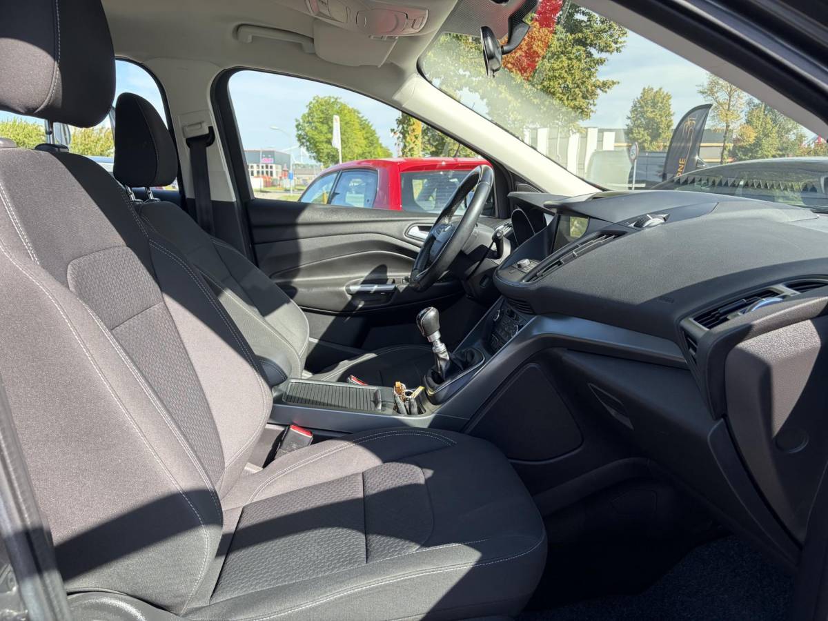 Ford Kuga Ford Kuga 1.5 EcoBoost Trend Ultimate ✓2e Eigenaar✓Navi✓Trekhaak✓Carplay✓Clima✓Cruise✓Lm velgen✓Pdc✓120pk✓6 Bak✓N.A.P✓Apk tot 10-2027