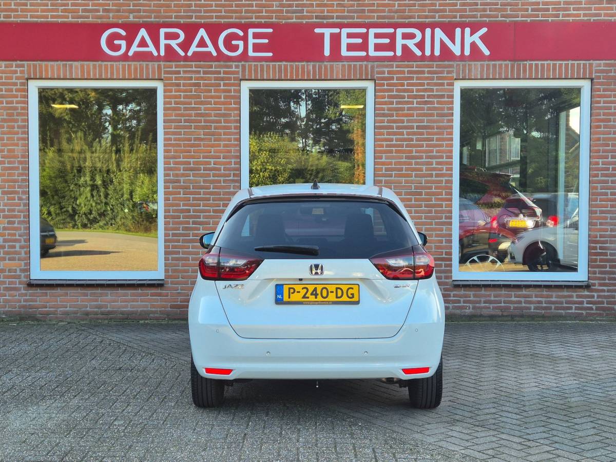 Honda Jazz Honda Jazz 1.5 e:HEV Hybrid Executive 109PK 5drs AUTOMAAT clima, adapt.cruise, navi, carplay, led, camera, pdc, keyless