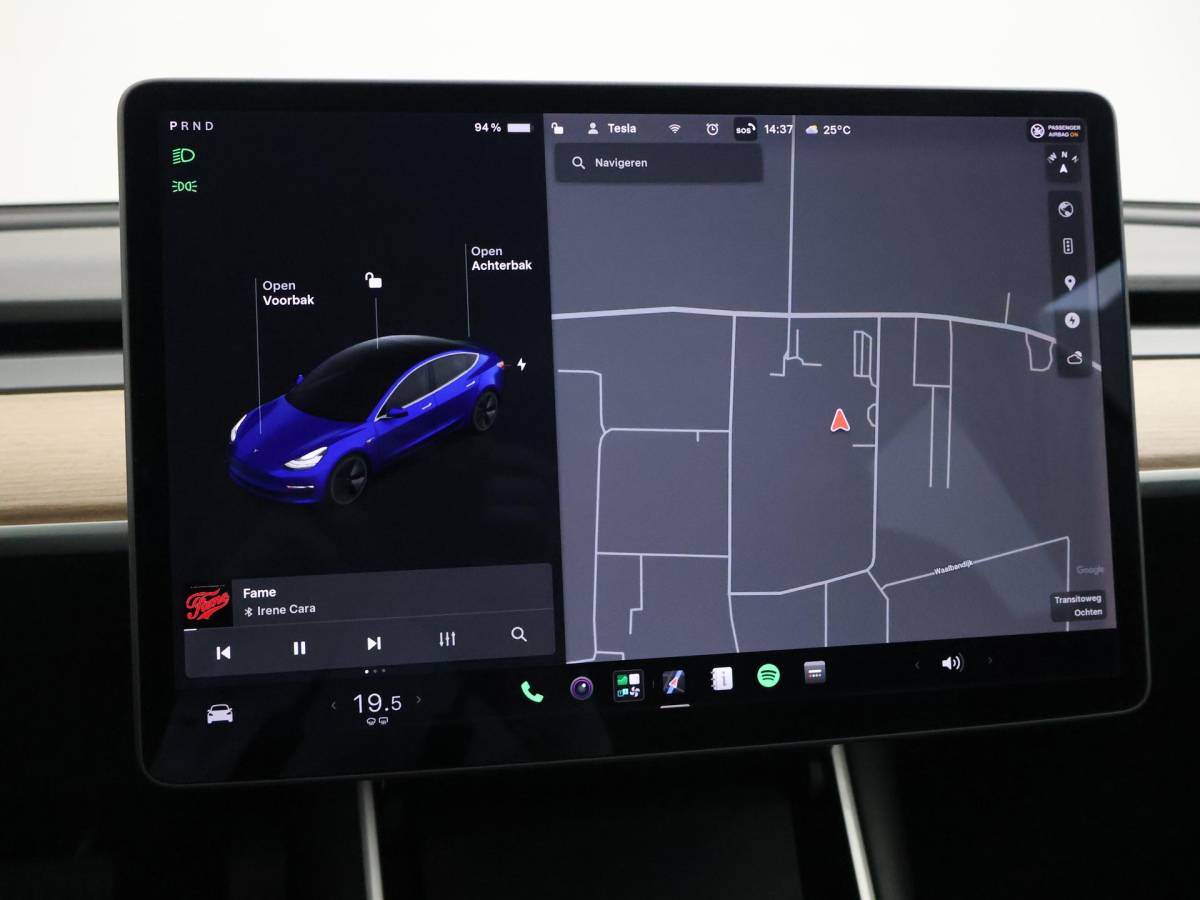 Tesla Model 3 Tesla Model 3 LONG RANGE AWD 75 kWh + TREKHAAK AFNEEMBAAR | PANORAMA | ZWART LEDER | STOELVERW. V+A